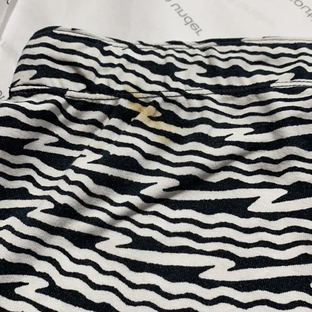 Bundle Of 2 Nike Leggings 7/8 & Ankle Length Black Solid & Zebra Animal‎ Print M